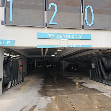 Beautiful Condo On Riverwalk W King Ste Free Parking Pet Friendly Centrally Located On The Riverwalk San Antonio Luaran gambar