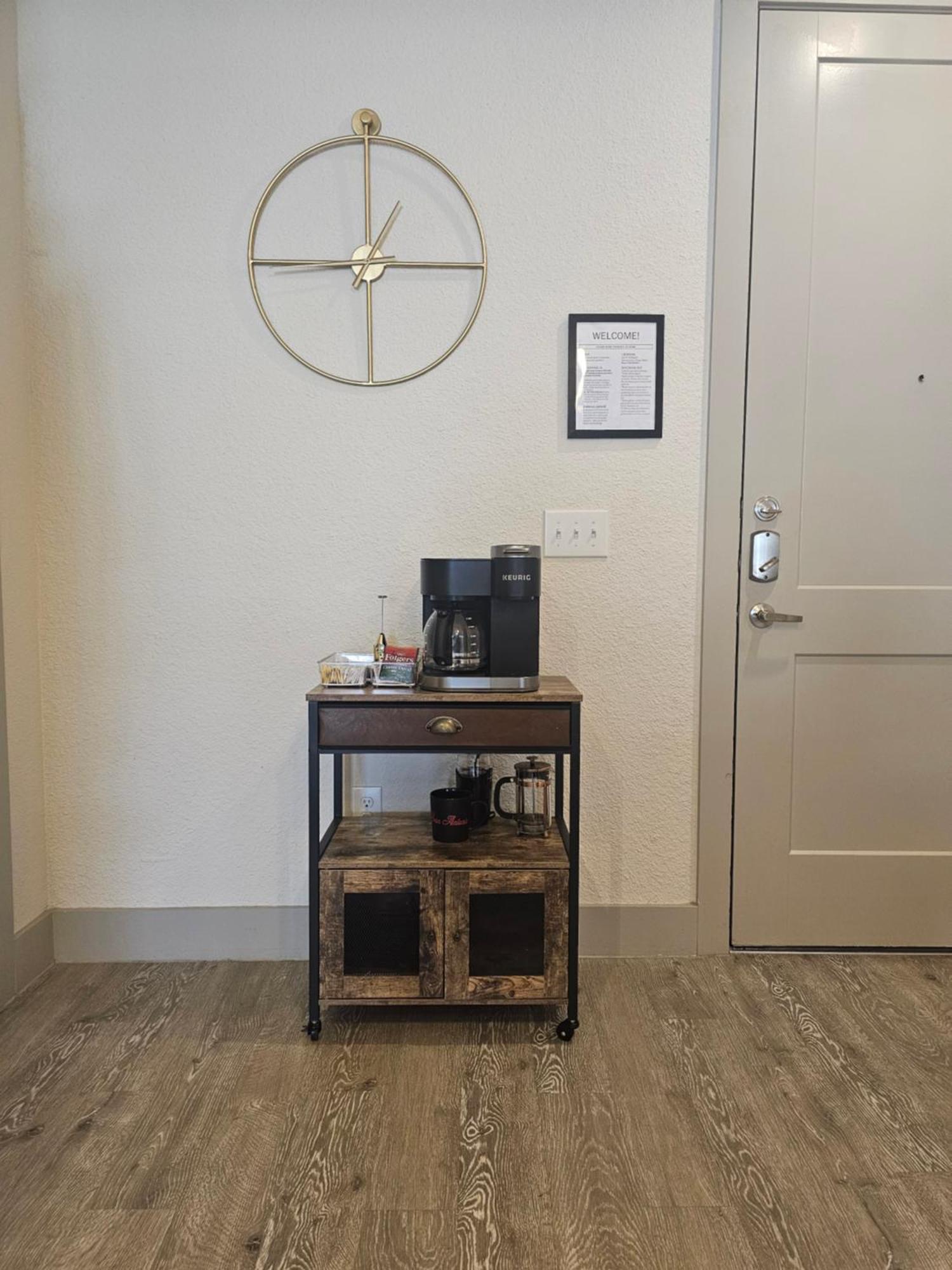 Beautiful Condo On Riverwalk W King Ste Free Parking Pet Friendly Centrally Located On The Riverwalk San Antonio Luaran gambar